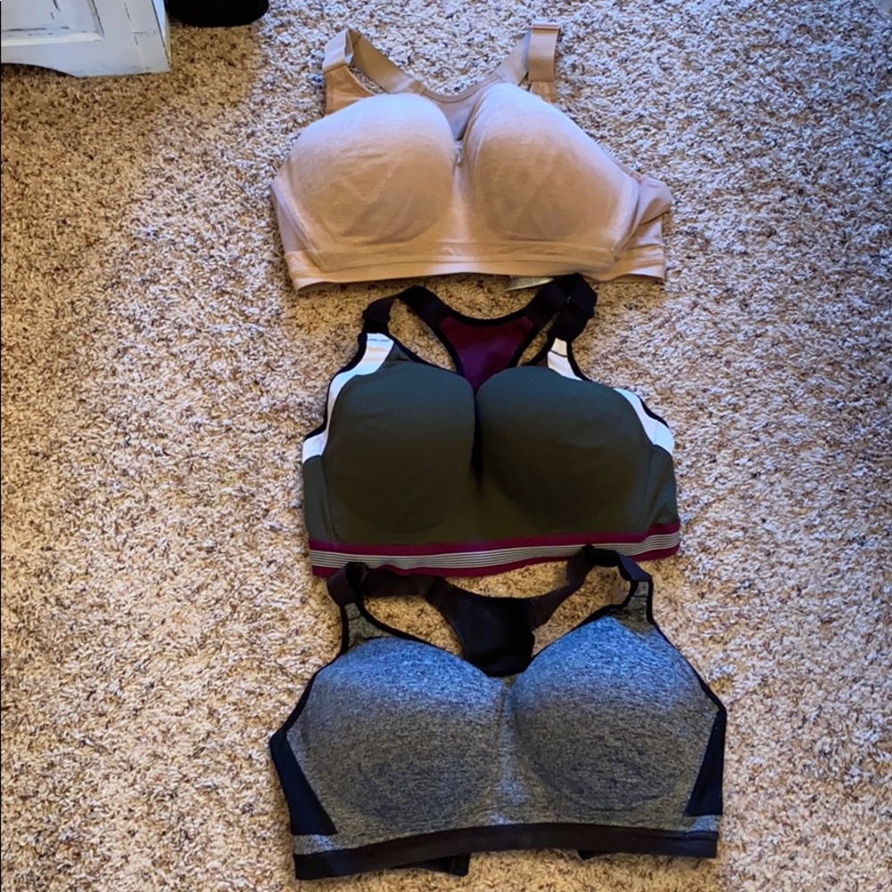 Victoria’s Secret 38DDD sports bras